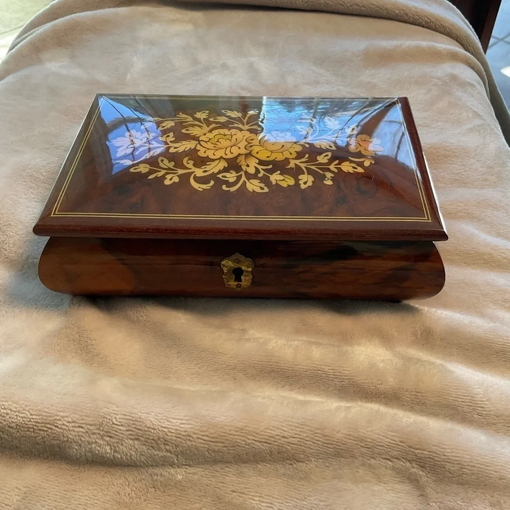 Sorrento Music Box Made in Italy